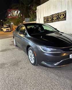 Chrysler 200